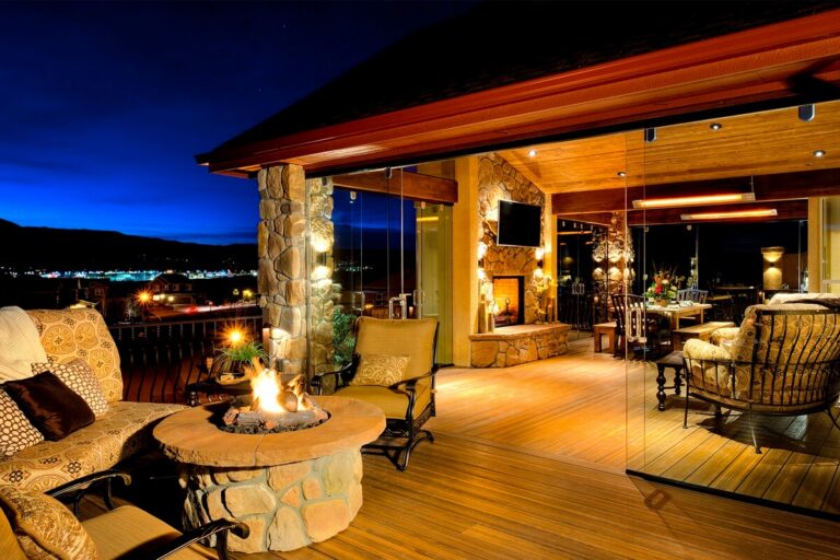 Mosaic Outdoor Living Custom Deck